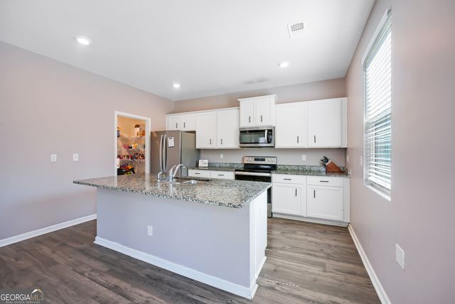 9851 Byrne Drive, Jonesboro, GA 30236