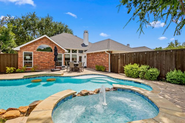 2618 Saint Michelle Lane, Mckinney, TX 75070