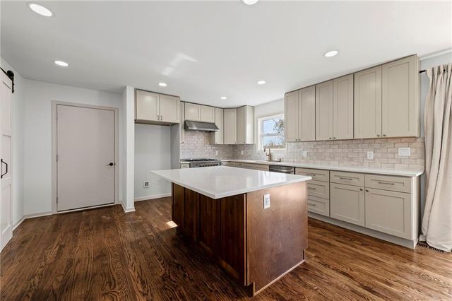1309 W 100TH Terrace, Kansas City, MO 64114