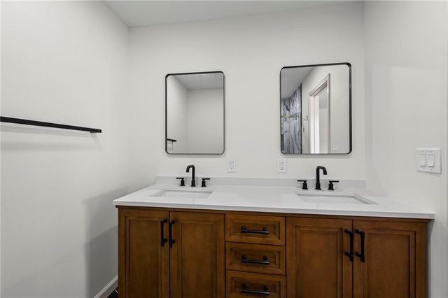 1309 W 100TH Terrace, Kansas City, MO 64114