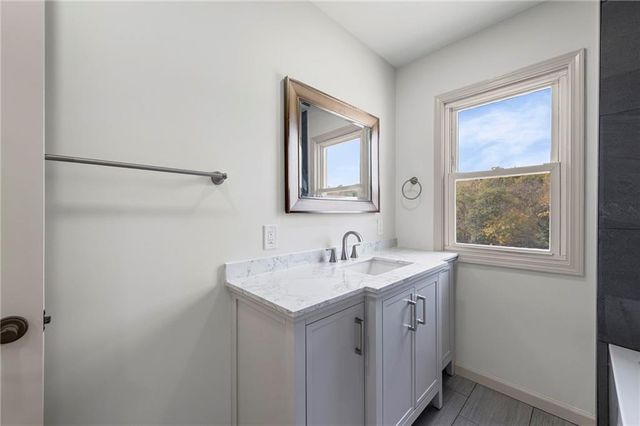 1309 W 100TH Terrace, Kansas City, MO 64114