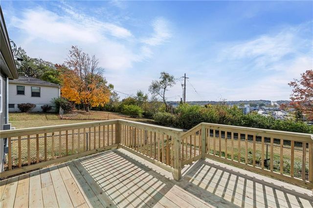1309 W 100TH Terrace, Kansas City, MO 64114