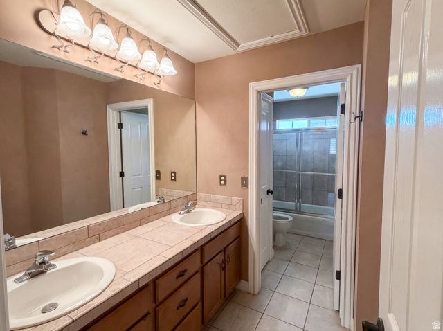 557 E HOLLOW CREEK RD, Draper, UT 84020