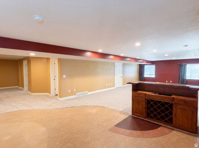557 E HOLLOW CREEK RD, Draper, UT 84020