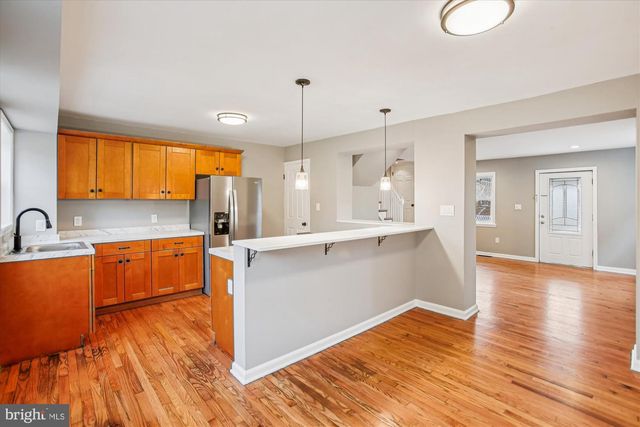 529 FOXHALL PL SE, Washington, DC 20032