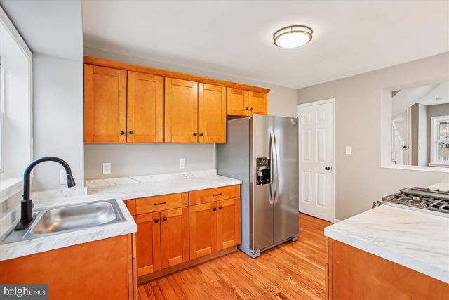 529 FOXHALL PL SE, Washington, DC 20032