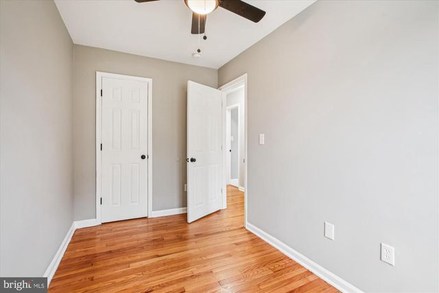 529 FOXHALL PL SE, Washington, DC 20032