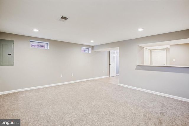 529 FOXHALL PL SE, Washington, DC 20032