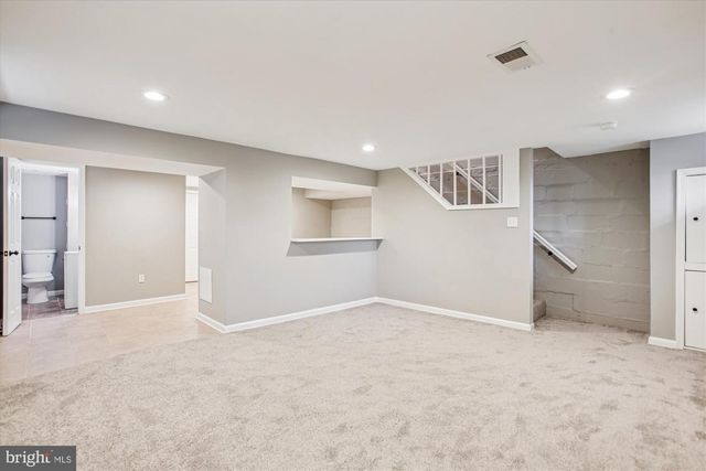 529 FOXHALL PL SE, Washington, DC 20032