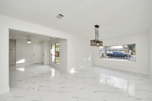 2926 Knotty Oaks Trl Trail, Houston, TX 77045