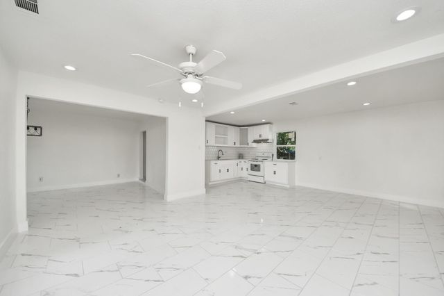 2926 Knotty Oaks Trl Trail, Houston, TX 77045