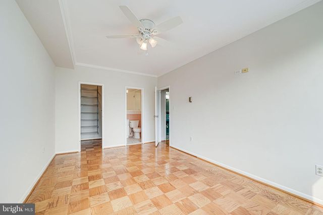 4390 LORCOM LN #810, Arlington, VA 22207