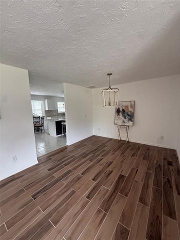 10813 Quail Circle, Oklahoma City, OK 73120