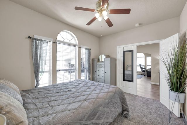 711 Stonewall Jackson Court, Conroe, TX 77302