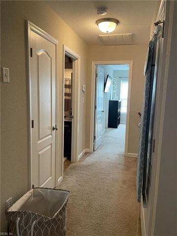 282 Paradise DR, Portsmouth, VA 23701