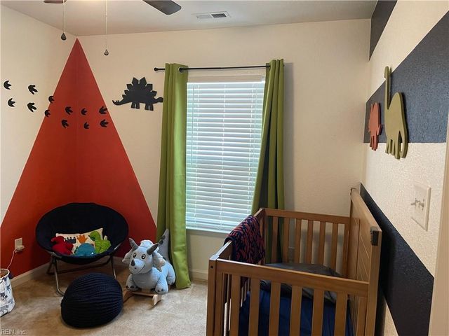 282 Paradise DR, Portsmouth, VA 23701