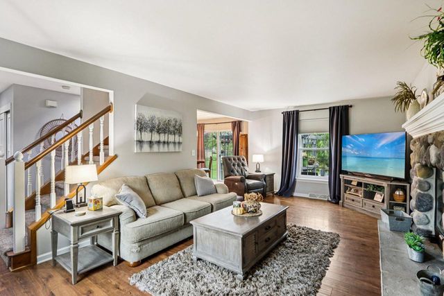 28645 Sunflower LANE, Waterford, WI 53185