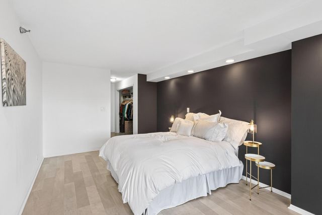 20 2nd Street NE P908, Minneapolis, MN 55413