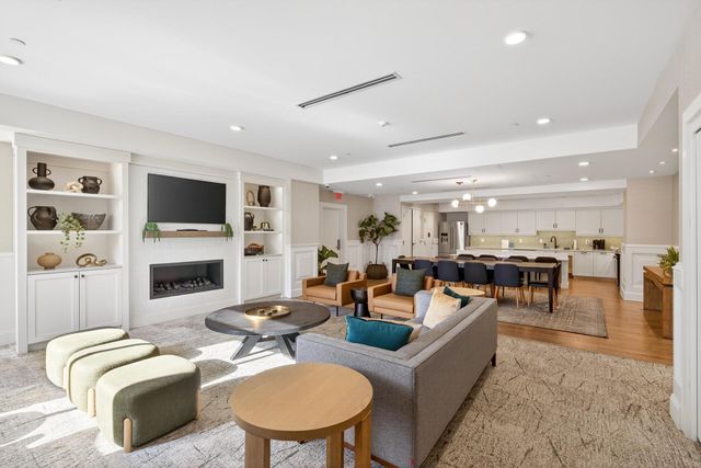 20 2nd Street NE P908, Minneapolis, MN 55413