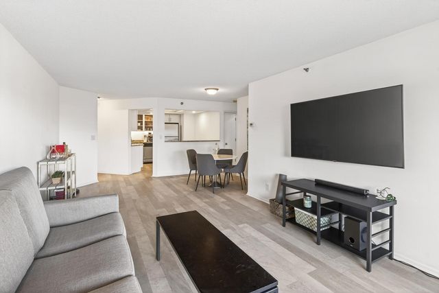 20 2nd Street NE P908, Minneapolis, MN 55413