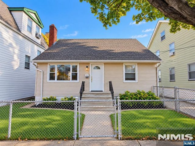 310 Devon Street, Kearny, NJ 07032