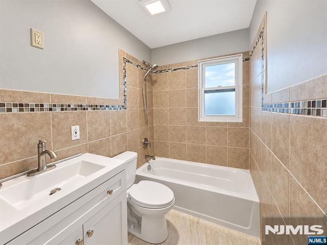 310 Devon Street, Kearny, NJ 07032