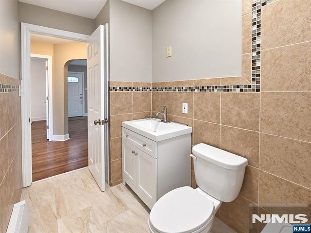 310 Devon Street, Kearny, NJ 07032