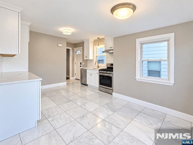 310 Devon Street, Kearny, NJ 07032