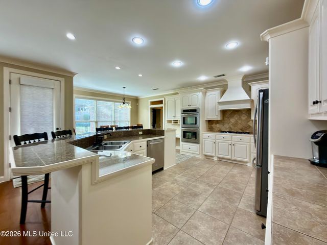 118 Bentwood Drive, Clinton, MS 39056