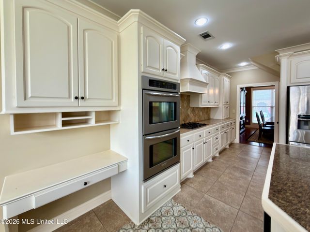 118 Bentwood Drive, Clinton, MS 39056