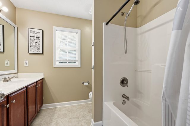 211 Oak Landing Dr., Conway, SC 29527