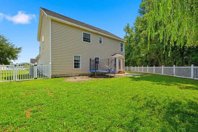 211 Oak Landing Dr., Conway, SC 29527