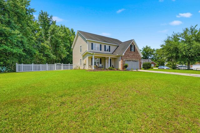 211 Oak Landing Dr., Conway, SC 29527