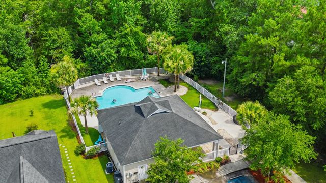 211 Oak Landing Dr., Conway, SC 29527