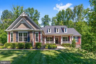 8007 ASHFORD DR, Fredericksburg, VA 22407