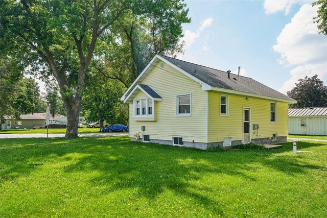 6418 SE 55th Street, Carlisle, IA 50047