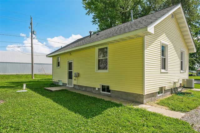 6418 SE 55th Street, Carlisle, IA 50047