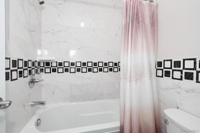 2 Wiener Drive, Monsey, NY 10952