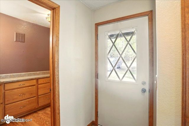 5480 E 98th Avenue, Anchorage, AK 99516