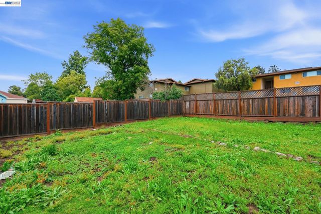 1839 Hill Ave, Hayward, CA 94541