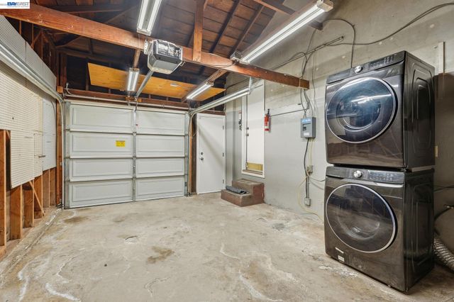 1839 Hill Ave, Hayward, CA 94541