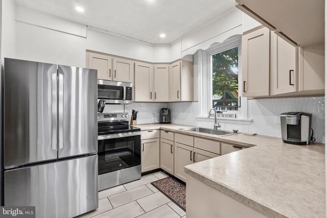 1761 S MAIN ST, Bechtelsville, PA 19505