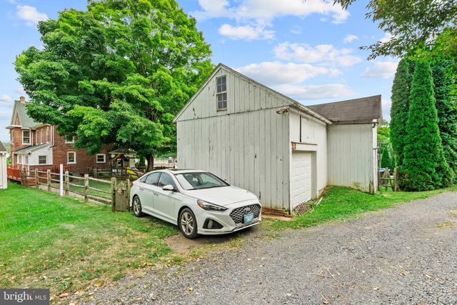 1761 S MAIN ST, Bechtelsville, PA 19505