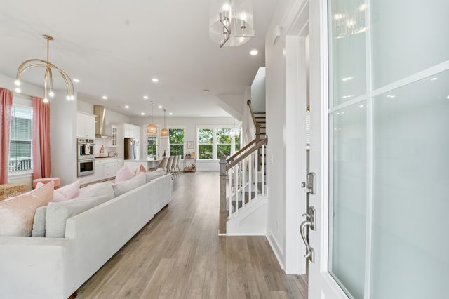 820 Forrest Drive, Charleston, SC 29492