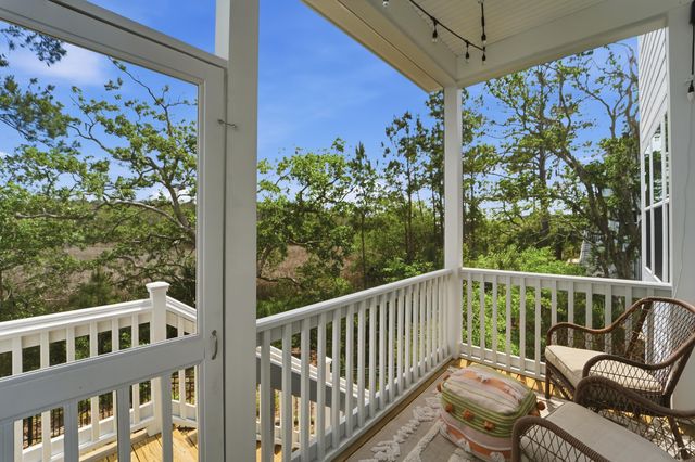 820 Forrest Drive, Charleston, SC 29492
