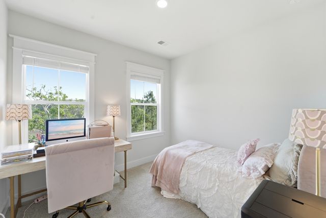 820 Forrest Drive, Charleston, SC 29492