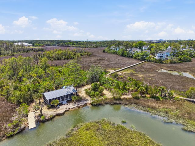 820 Forrest Drive, Charleston, SC 29492