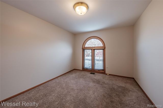 70111 Whitetail Lane 6, Bruce Township, MI 48065