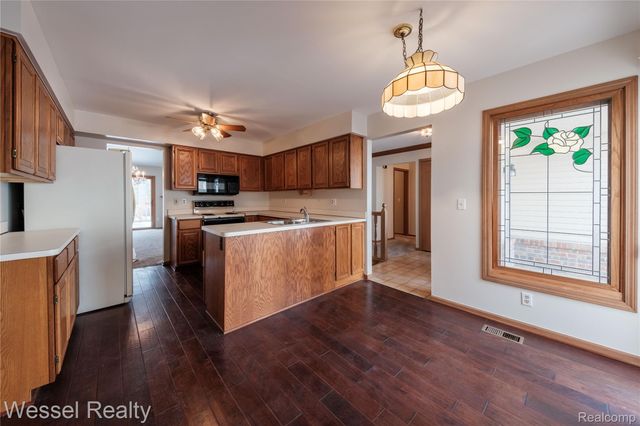 70111 Whitetail Lane 6, Bruce Township, MI 48065