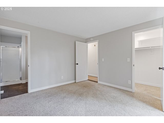 23 Se 205TH Pl, Gresham, OR 97030